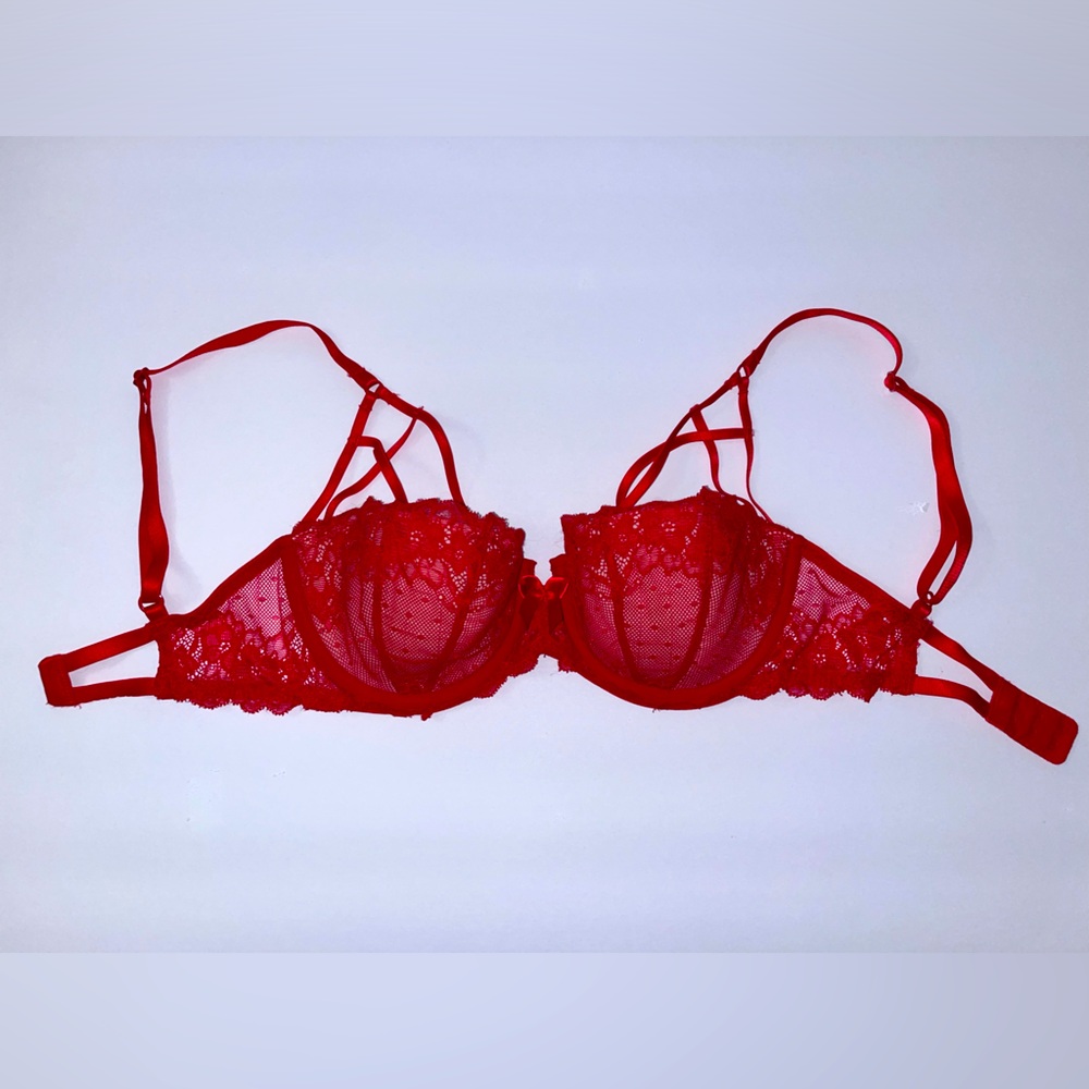 Victoria’s Secret Red Lace Bra | 34B | NWOT